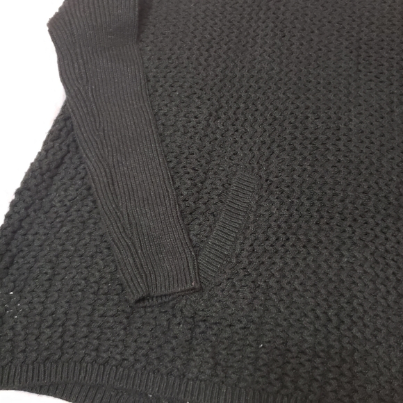 Loft Knitted Turtleneck - Picture 2 of 4